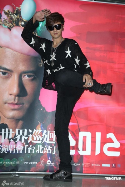 郭富城魔域私服style，黑色魔法助力玩家征战四方